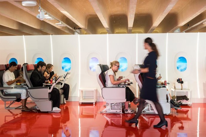 Espacio Iberia abre por quinto año consecutivo en Madrid y mostrará el Airbus A350 y la nueva sala Esmeral Lounge.
