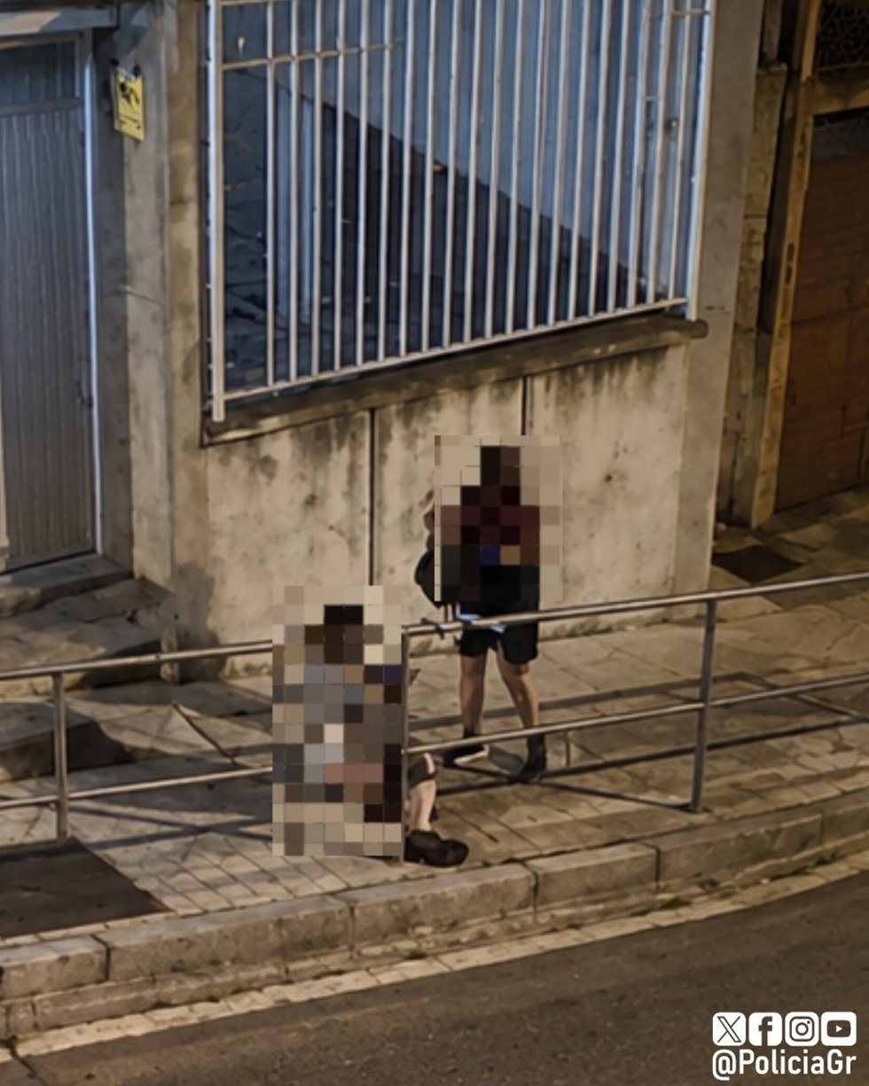 Un conductor ha sido identificado por la Policía Local por agredir con un gancho de pesca e inmovilizar a un peatón después de que este le recriminara una maniobra en la que casi le atropelló cuando cruzaba por un paso de peatones.