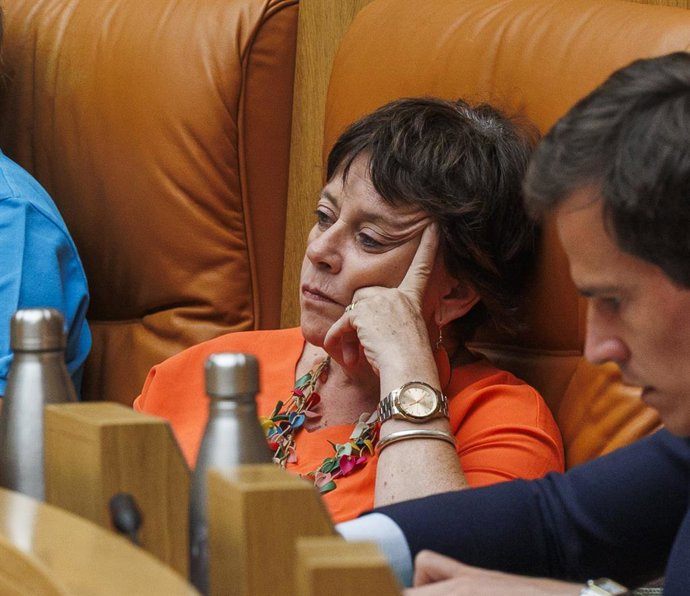 La portavoz del Grupo Parlamentario Podemos-IU, Henar Moreno, durante la celebración del Debate sobre el Estado de la Región, a 1 de septiembre de 2026, en Logroño, La Rioja