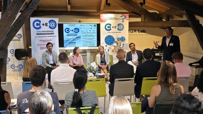 El XX Clinic Joven Emprenda reúne a 25 jóvenes para impulsar proyectos empresariales y sociales.