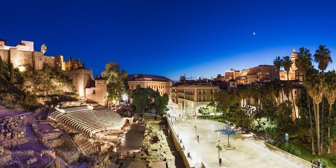 Archivo - Alcazaba y Teatro Romano de Málaga, en una imagen de archivo.
