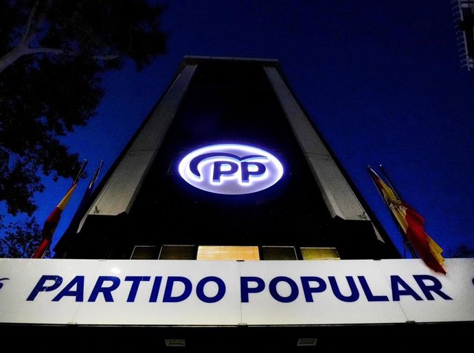 Archivo - Imagen de recurso de la fachada de la sede del PP en la calle Génova (Madrid).