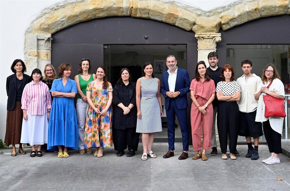 Reunión entre representantes de Faro Santander y Ayuntamiento