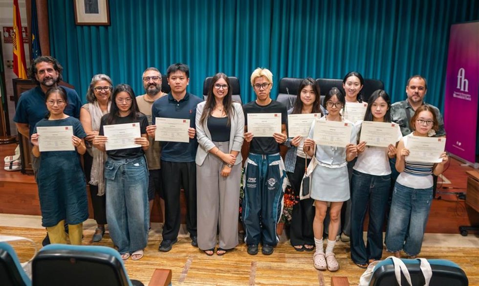 Finaliza la primera edición del programa de verano 'Experimenta UHU'.