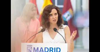 Ayuso reta a Delegación por la concentración por Ceuta en Cibeles: "No tiene narices de mandarnos a los antidisturbios"
