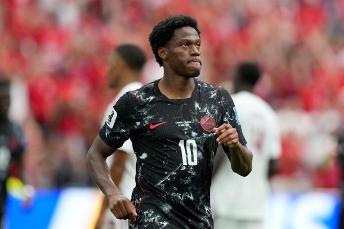 Archivo - Arquivo – 18 de junho de 2026, Canadá, Vancouver: O canadense Jonathan David comemora ao marcar o terceiro gol de sua equipe durante a partida do Grupo B da Copa do Mundo da FIFA entre Canadá e Catar, no BC Place, em Vancouver. Foto: Ethan Cairn