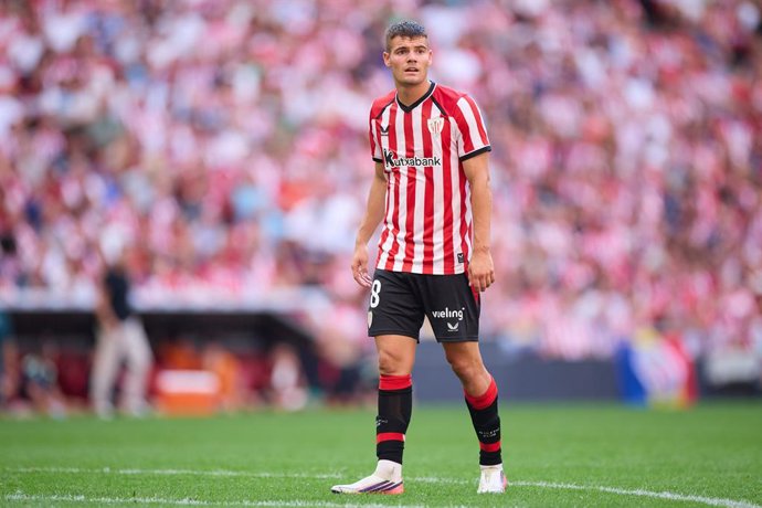 Peio Canales of Athletic Club looks on during the LaLiga EA Sports match between Athletic Club and Sevilla FC at San Mames on August 22, 2026, in Bilbao, Spain.