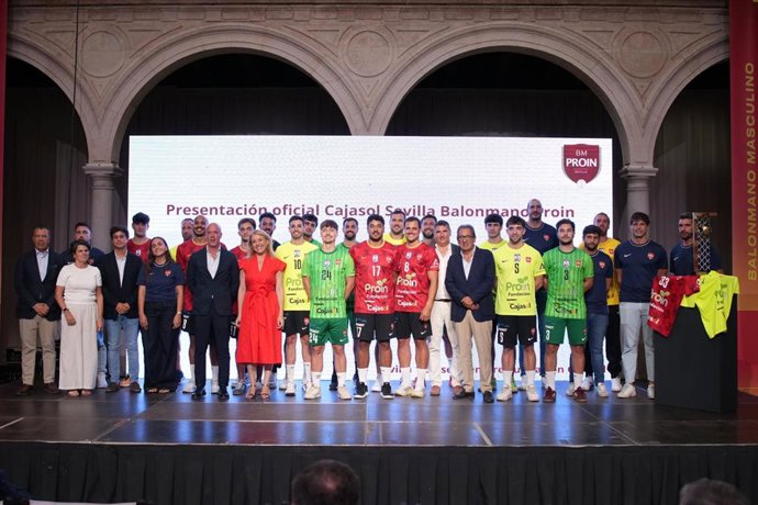 Presentación oficial del Cajasol Sevilla BM Proin.