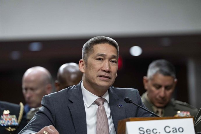 Archivo - El secretario en funciones de la Armada de Estados Unidos, Hung Cao