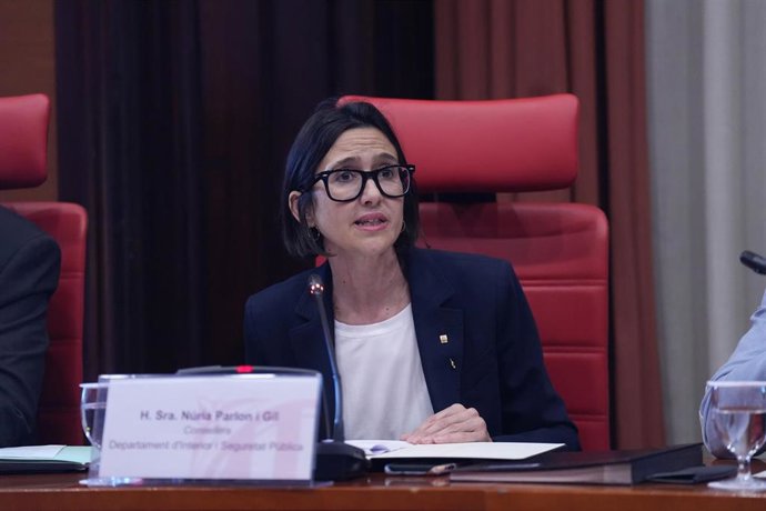 Archivo - La consellera de Interior Núria Parlon durante su comparecencia ante la Comisión de Interior y Seguridad Pública para dar explicaciones sobre la infiltración policial en una asamblea docente, a 13 de mayo de 2026, en Barcelona, Catalunya (España