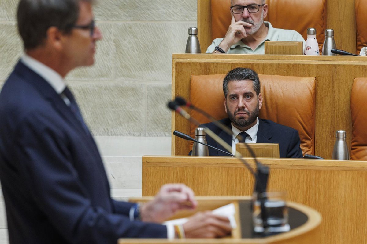 Garcia (PSOE) reprocha a Capellán  falta de humanismo  y asegura que La Rioja  está peor  desde que llegó