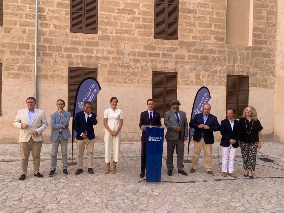 El presidente del Consell de Mallorca ,Llorenç Galmés, en una rueda de prensa tras reunir a su equipo de gobierno