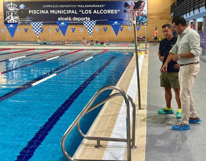 Piscina cubierta en Alcalá (Sevilla)