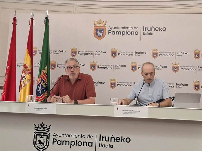 El alcalde de Pamplona, Joseba Asiron, presenta la propuesta de Pacto de Ciudad por el Clima.