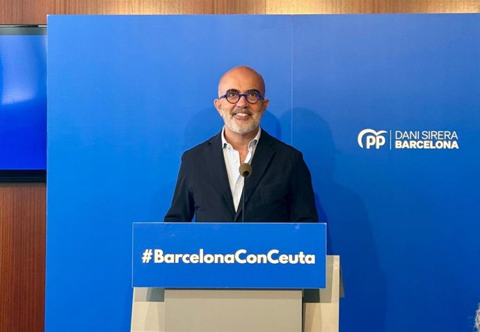 El líder del PP en el Ayuntamiento de Barcelona, Daniel Sirera, en rueda de prensa
