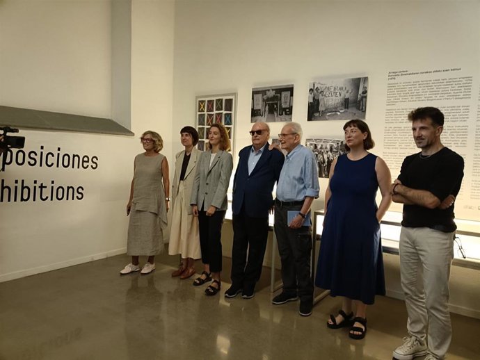 Presentación de la exposición 'Una actitud de defección. El gesto que cambió el rumbo del Festival de San Sebastián' (1976)