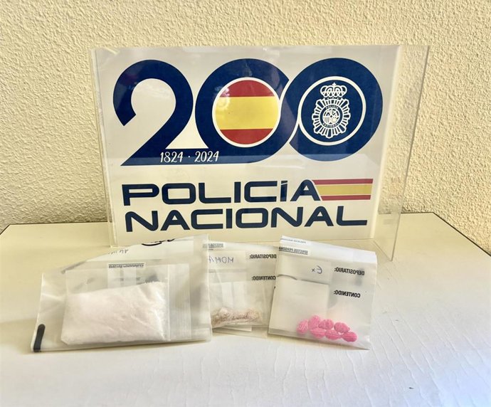 Drogas incautadas por la Policía tras detener a una persona en Guadalajara.