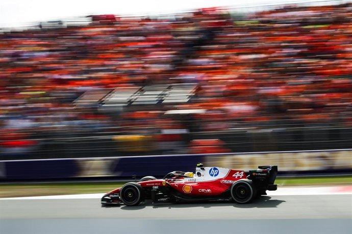 44 HAMILTON Lewis (gbr), Scuderia Ferrari SF-26, action during the Formula 1 Dutch Grand Prix 2026, 12th round of the 2026 Formula One World Championship from August 21 to 23, 2026 on the Circuit Zandvoort, in Zandvoort, Netherlands - Photo Antonin Vincen