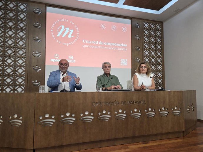 La Diputación de Badajoz y Opaex retoman el proyecto ‘Conectadas en EME’ de apoyo a empresarias y emprendedoras.