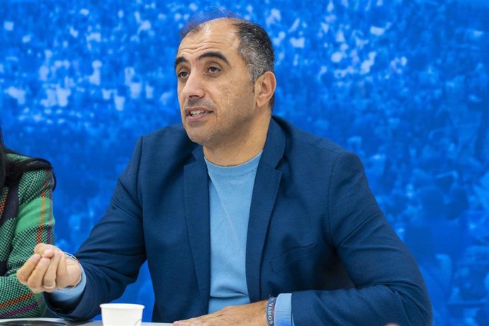 El portavoz del PP en la Fegamp, Ángel Moldes, en rueda de prensa