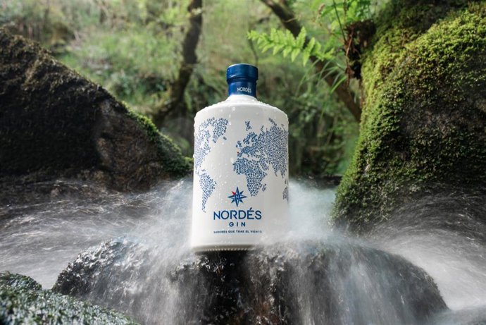 Archivo - Ginebra premium Nordés gin