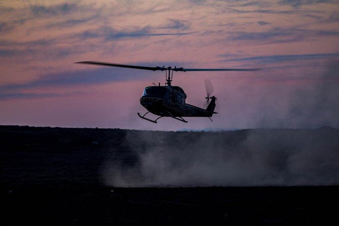 Archivo - Un helicóptero iraní en un operativo de las autoridades de Irán