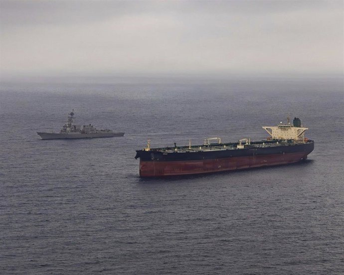 Archivo - Barco petrolero