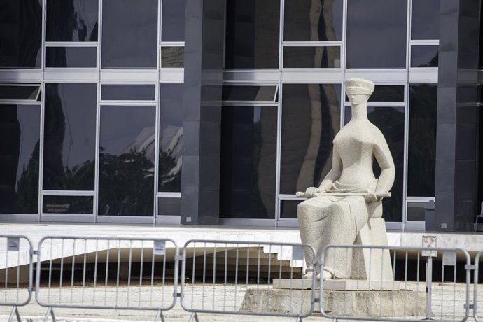 Archivo - April 14, 2021, Brasilia, Distrito Federal, Brasil: (INT) Protest in Favor of Brazilian Ex-President- Lula, in front of Supreme Court Justice in Brasilia . April 14, 2021, Brasilia, Federal District, Brazil: The Plenary of the Supreme Federal Co