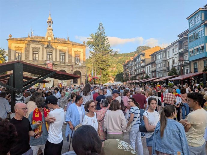Concentración de apoyo a Ceuta en Villaviciosa