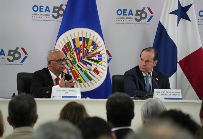 Archivo - El secretario general de la Organización de Estados Americanos (OEA), Albert Ramdin