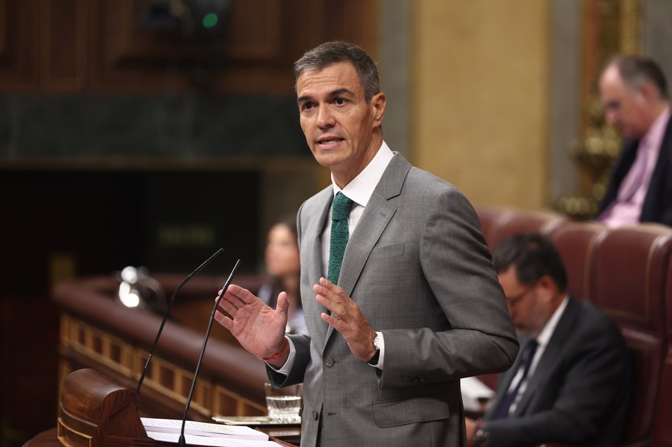 El presidente del Gobierno, Pedro Sánchez, comparece durante una sesión plenaria en el Congreso de los Diputados, a 3 de septiembre de 2026, en Madrid (España).