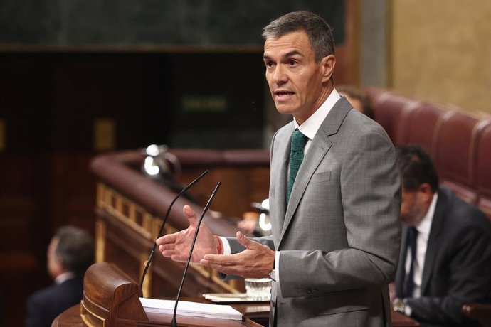 El president del Govern, Pedro Sánchez, compareix durant una sessió plenària en el Congrés dels Diputats, a 3 de setembre del 2026, a Madrid (Espanya). 
