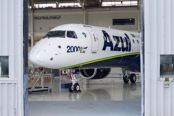 Embraer entrega su E-Jet número 2.000 a Azul Linhas Aéreas.
