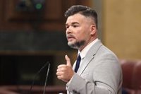 Rufián acusa a Sánchez de entregar su "dignidad" en Ceuta y ve insostenible exculpar a Marruecos
