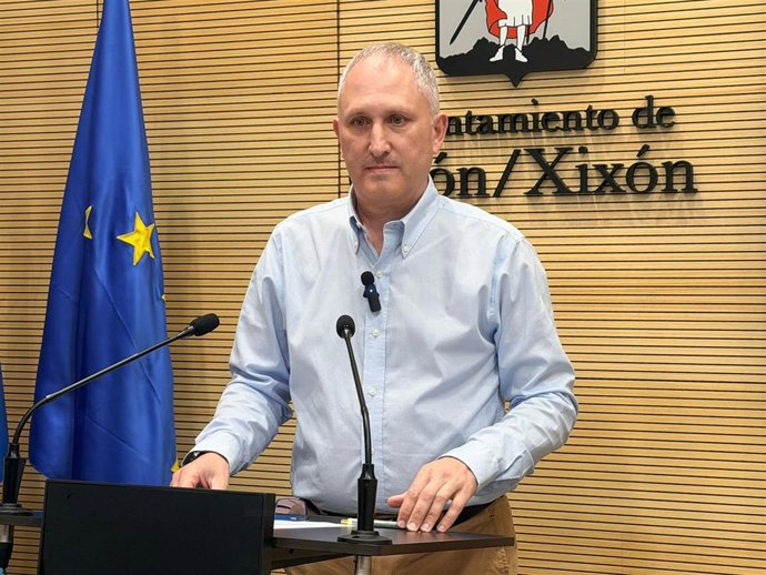 El concejal del Grupo Municipal Socialista en el Ayuntamiento de Gijón, Antonio del Corro.