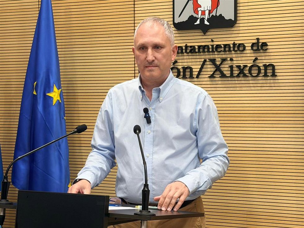 El concejal del Grupo Municipal Socialista en el Ayuntamiento de Gijón, Antonio del Corro.