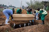 Foto: RDC eleva a 6.250 los casos de ébola, con más de 3.000 muertos y una tasa de letalidad cercana al 50%