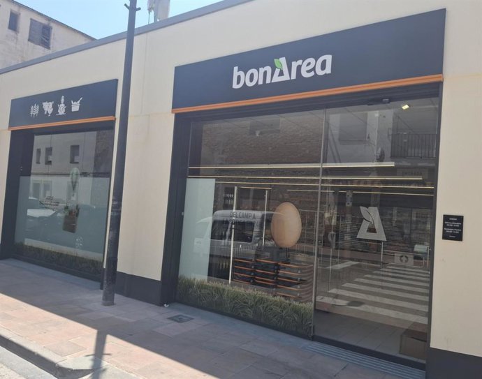 Archivo - Un establiment de BonÀrea
