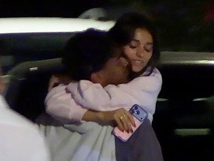 Lamine Yamal, su inesperado y romántico gesto con Inés García a su llegada a casa
