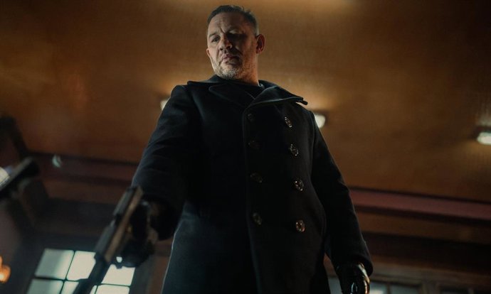 Tom Hardy regresará a la temporada 3 de Mobland (Tierra de Mafiosos)