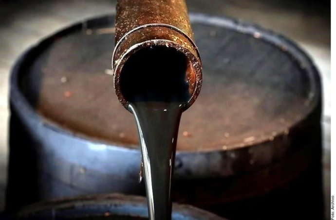 Archivo - Arxiu- Senadora Laura Itzel Castillo defensa que Mèxic pot vendre o regalar petroli a Cuba per sobirania històrica