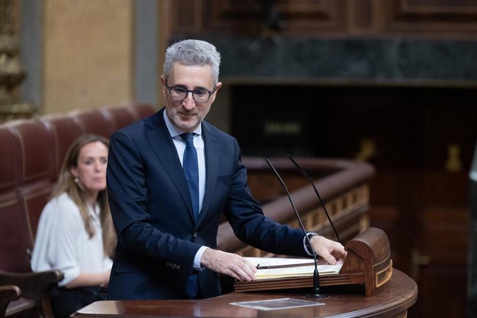 Archivo - El ministro de Hacienda, Arcadi España.