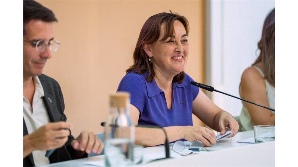 La consellera de Territorio, Vivienda y Transición Ecológica de la Generalitat, Sílvia Paneque, en la presentación del balance del plan de choque de movilidad interurbana