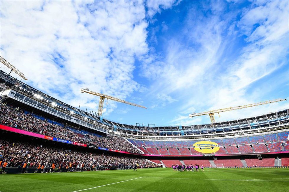 Archivo - El Spotify Camp Nou, durante un entrenamiento.