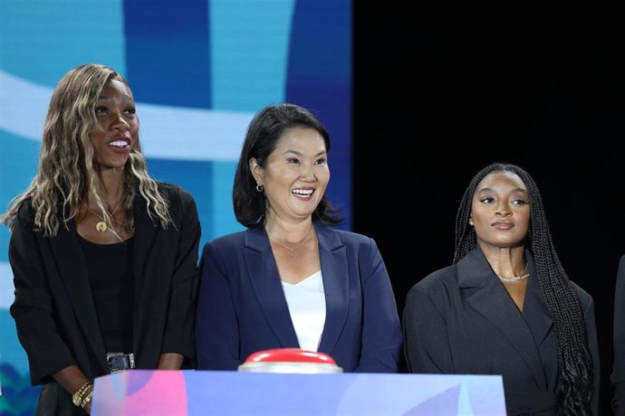 La presidenta de Perú, Keiko Fujimori, durante un acto por los Juegos Panamericanos.