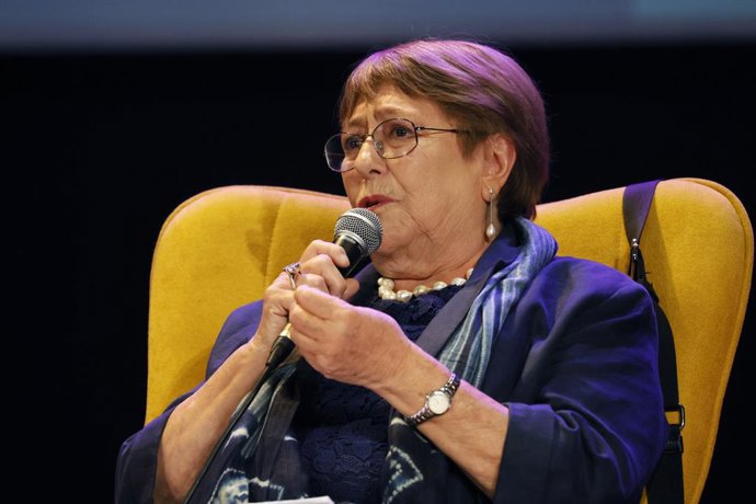 Valparaiso, 25 de marzo 2026 La ex presidenta, Michelle Bachelet, asiste al ciclo de conversaciones Riesgos y Retos de la Democracia, realizada en el aula magna de la facultada de derecho de la Universidad de Valparaiso Sebastian Cisternas/Aton Chile