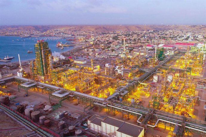 Archivo - Perú.- ProInversión: no está prevista la privatización o la venta de activos de Petroperú