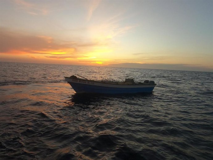 Embarcación interceptada por la Guardia Costera de EEUU en cuya estela se hallaron 47 fardos de marihuana