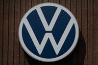 Illa afirma que hará "lo que sea" para preservar los puestos de Seat y el grupo Volkswagen en Cataluña