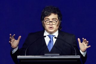 Santiago, 3 de Septiembre de 2026.  Presidente de Argentina Javier Milei realiza discurso de apertura del V encuentro regional de Foto Madrid en Santiago  Diego Martin /Aton Chile